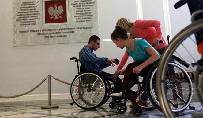 Ankietowani popierają protest rodziców niepełnosprawnych dzieci