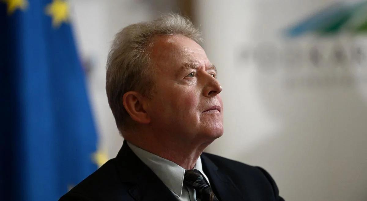 "Powinny doprowadzić do obniżki wysokich cen nawozów". Wojciechowski o propozycjach KE