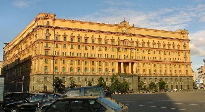 Rosja: na Łubiance postawiono kopię pomnika Dzierżyńskiego
