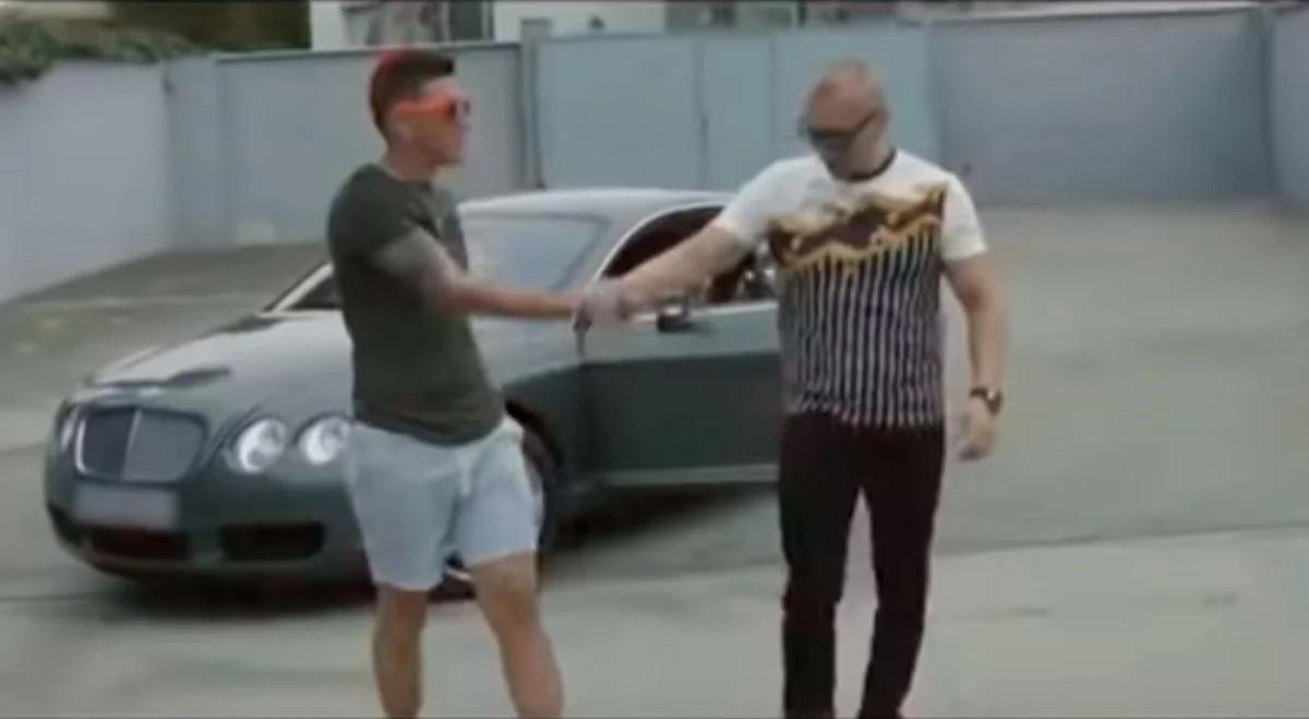 Kiedy parcie na szkło zwycięża. Poszukiwany przez policję boss narkotykowy pojawił się w teledysku