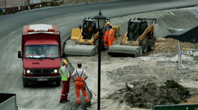 Tunel Wisłostrady zamknięty: woda pod jezdnią