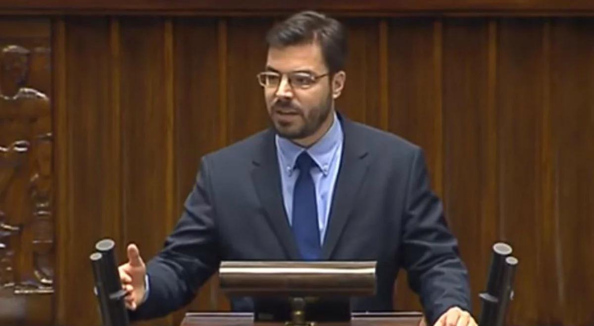 Kukiz'15 złożył projekt obniżki VAT do 7 i 22 procent