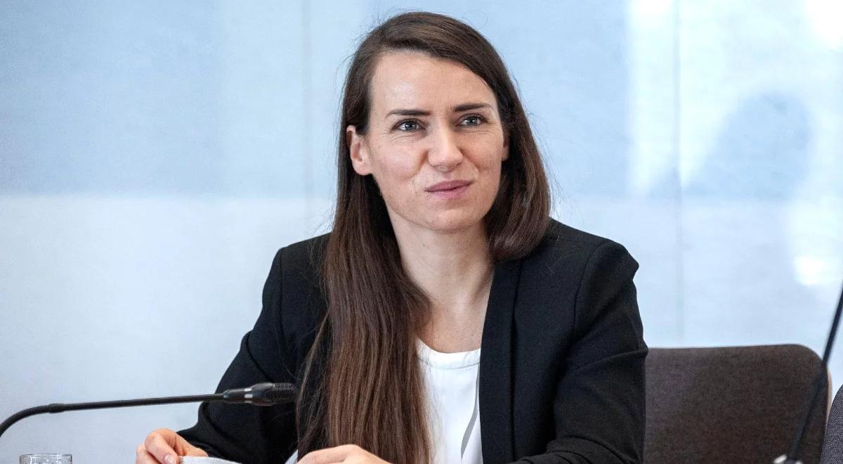 Czy Agnieszka Pomaska wie, że Polska jest w Unii Europejskiej? Felieton Magdaleny Złotnickiej