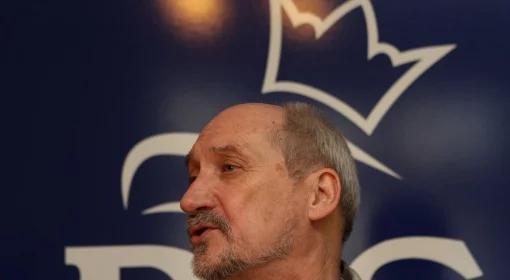 Macierewicz: Tusk do prokuratury