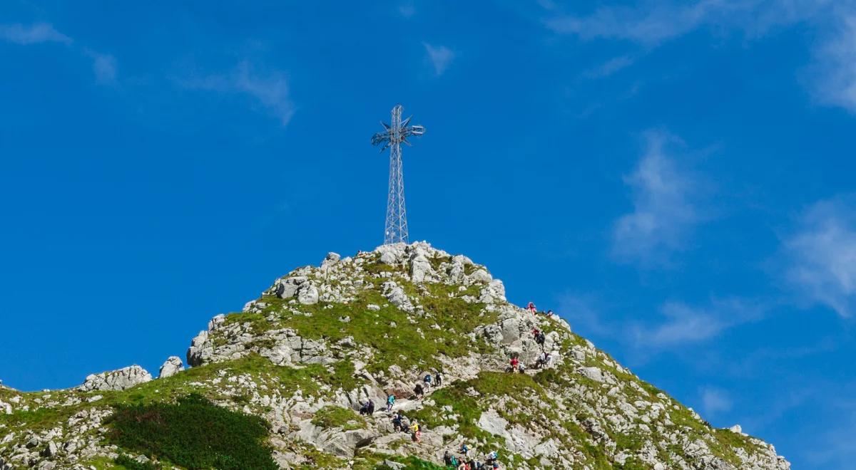 Gaz pieprzowy na Giewoncie. Na najbardziej znanym szczycie Tatr doszło do awantury