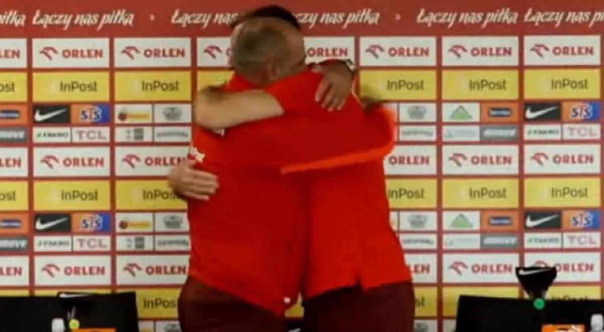 Wzruszające sceny na konferencji kadry. Dziennikarze zgotowali owację Grosickiemu