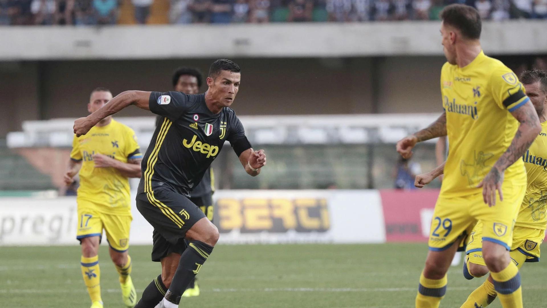 Serie A: Juventus Turyn wygrał z Chievo. Gol Mariusza Stępińskiego i zwycięski debiut Cristiano Ronaldo