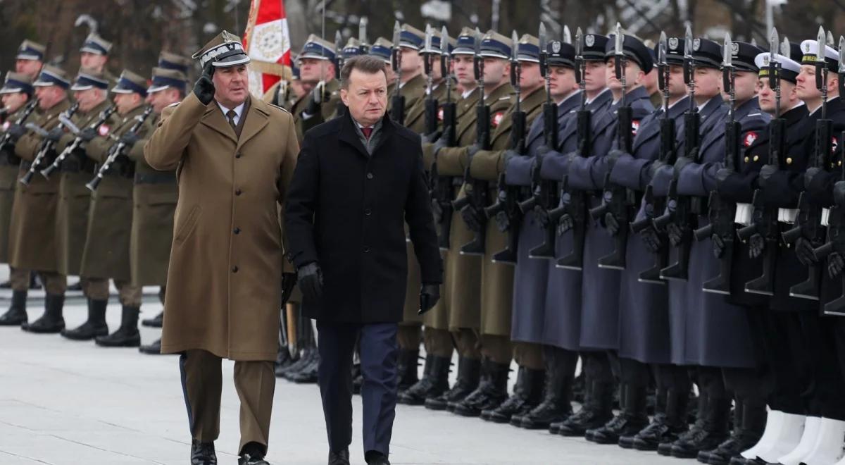 Odsłonięcie tablicy poświęconej bitwie pod Węgrowem. Szef MON: przeszła do historii, jako "Polskie Termopile"