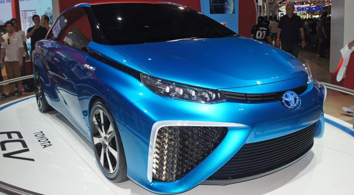 Toyota Mirai z nagrodą dla ekologicznego samochodu roku