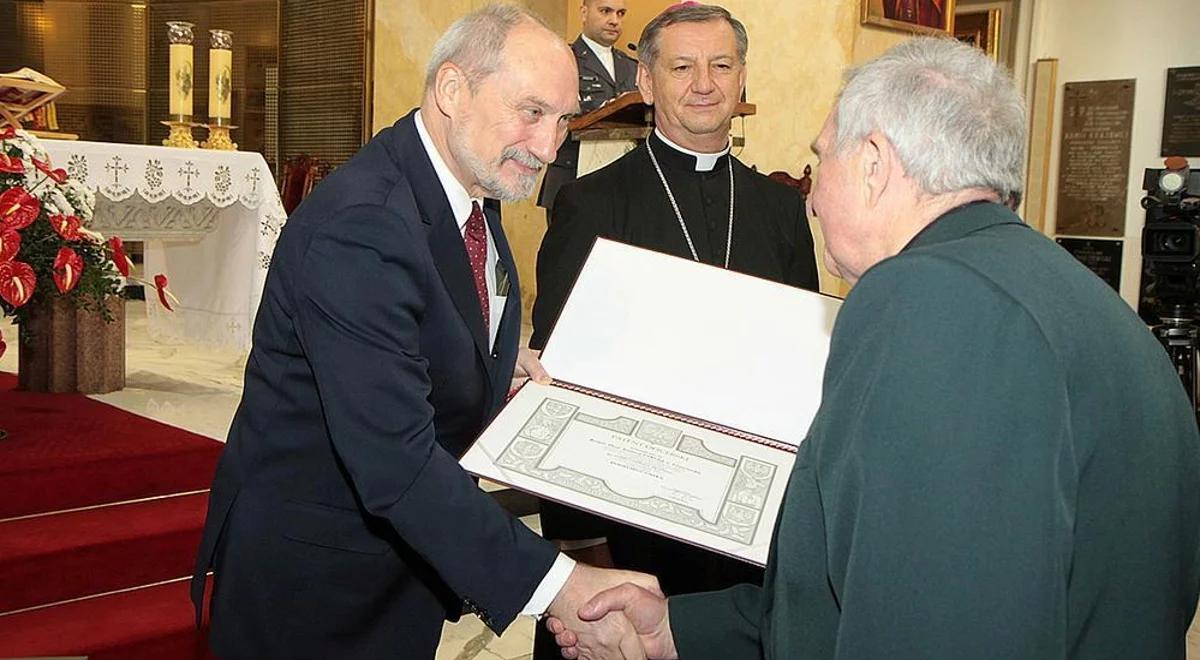Nominacje oficerskie dla księży, którzy odbyli służbę wojskową w LWP