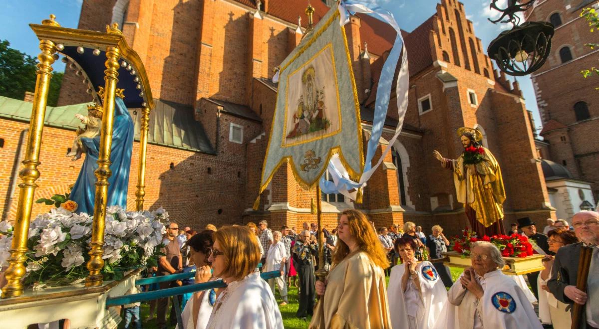 Procesje Bożego Ciała w największych miastach Polski. Sprawdź trasy pochodów