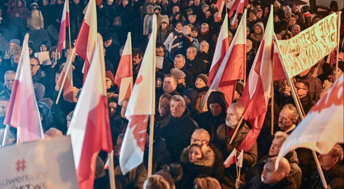 Warszawa: dziś protest polityków i sympatyków PiS. Prezydent apeluje o spokojną manifestację