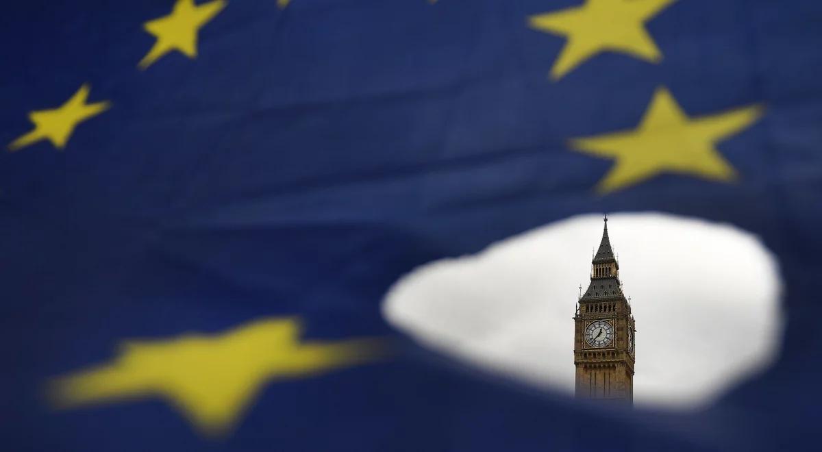 Kto zapłaci za Brexit: Unia, Wielka Brytania, firmy, pracownicy? Które branże już tracą?
