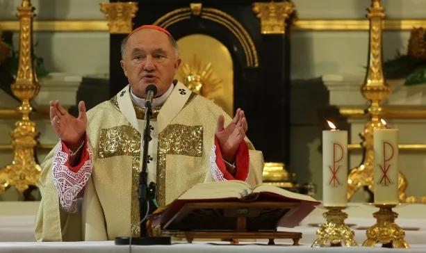 Kard. Nycz: kult ciała i zysku zasłania prawdę o śmierci