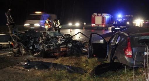 Trzy osoby zginęły w dwóch wypadkach