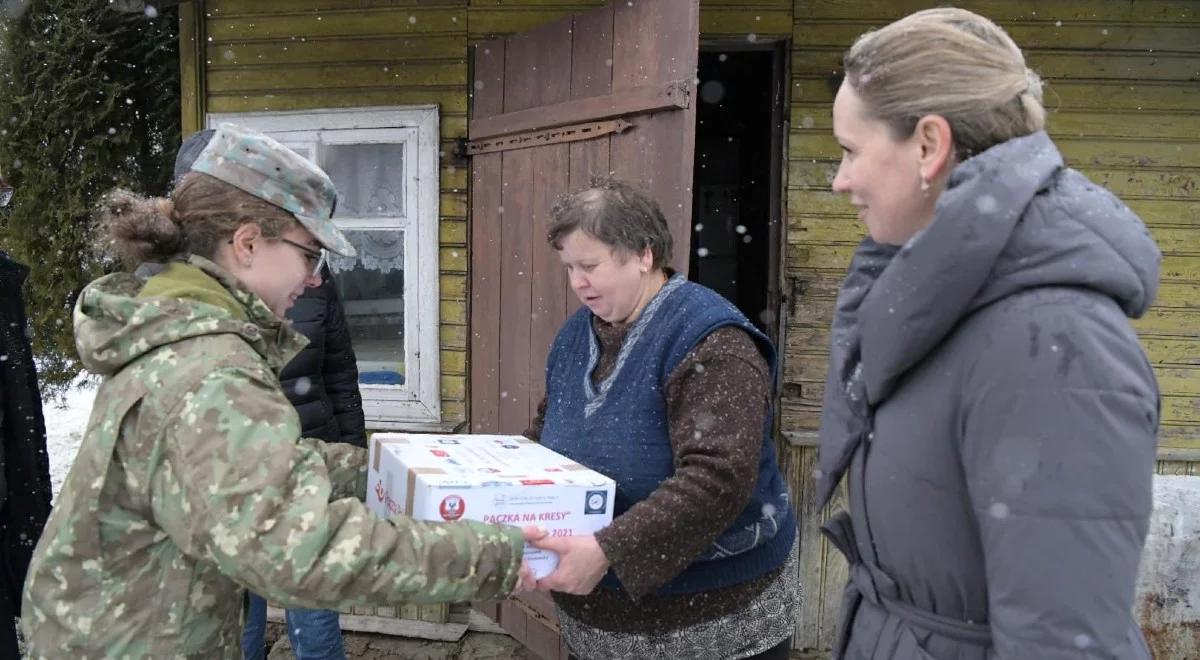 Bożonarodzeniowe paczki dotarły na Kresy. Wiceprezes PFN: pomoc trafia do kilku tysięcy potrzebujących