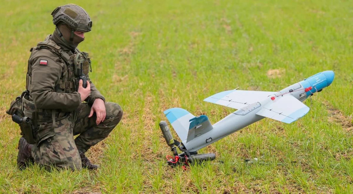 Zestrzeliwanie dronów. Ekspert apeluje o zmianę procedur. "Pokazujemy bezradność"