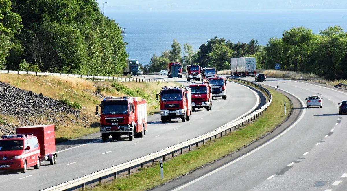 Polscy strażacy w Szwecji: budujemy linię obrony przed ogniem