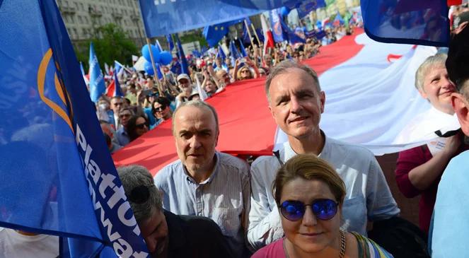 Marsz Wolności. "Grzegorz Schetyna nie porwał tłumu"