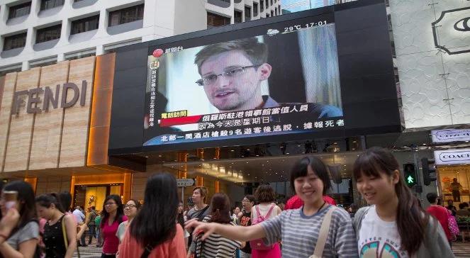 Afera PRISM. "Edward Snowden przyleciał do Moskwy", a jednak nikt go nie widział