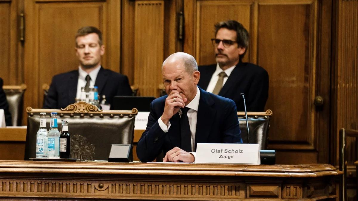 Scholz przed komisją śledczą ws. afery cum-ex. Tłumaczył się brakiem pamięci