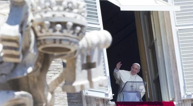 Mocne słowa papieża. Franciszek: system ekonomiczny wykorzystuje człowieka