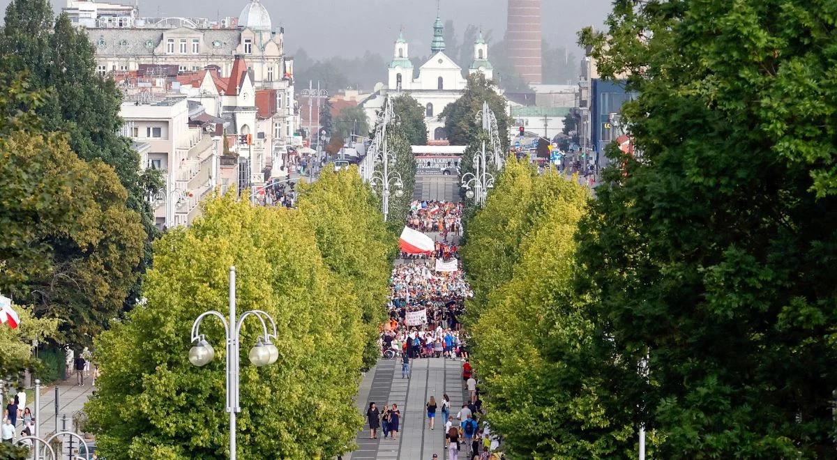 "Pierwszy raz na szlak wyruszyłam wraz z mamą". Agata Sandacz o trudzie pielgrzymowania na Jasną Górę