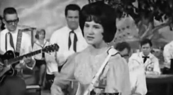 Zmarła pierwsza gwiazda muzyki country Kitty Wells