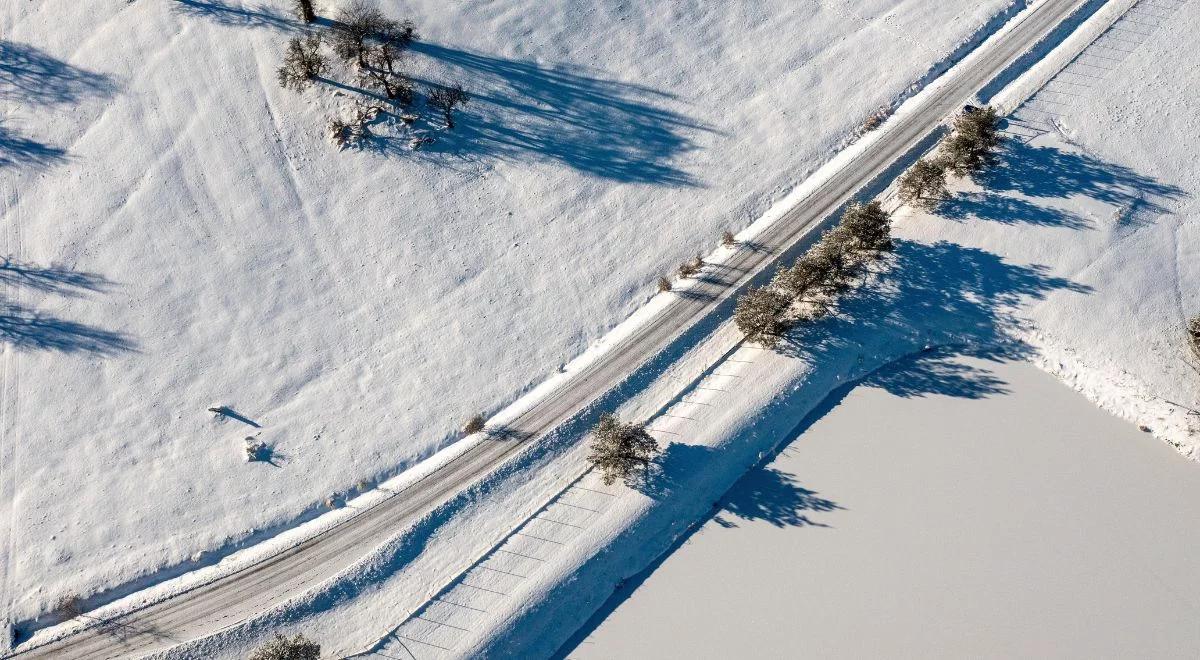 Kierowcy nie będą mieli łatwo. GDDKiA wysyła sprzęt na drogi