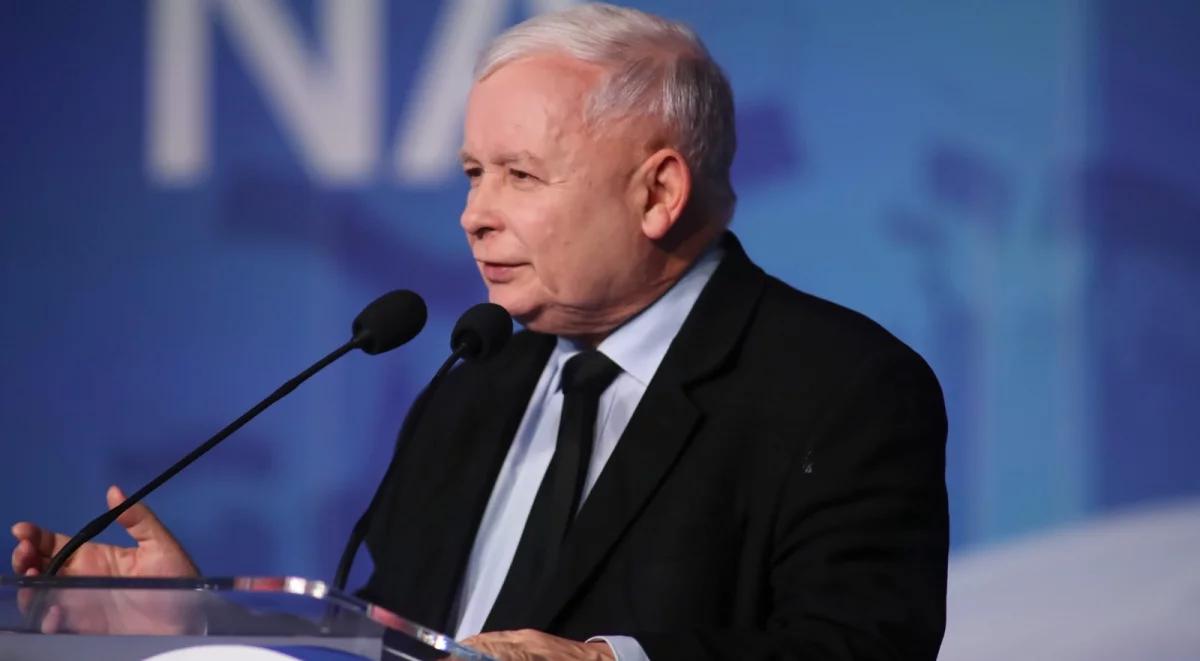 Jarosław Kaczyński: skałą, na której należy w Polsce budować, jest rodzina