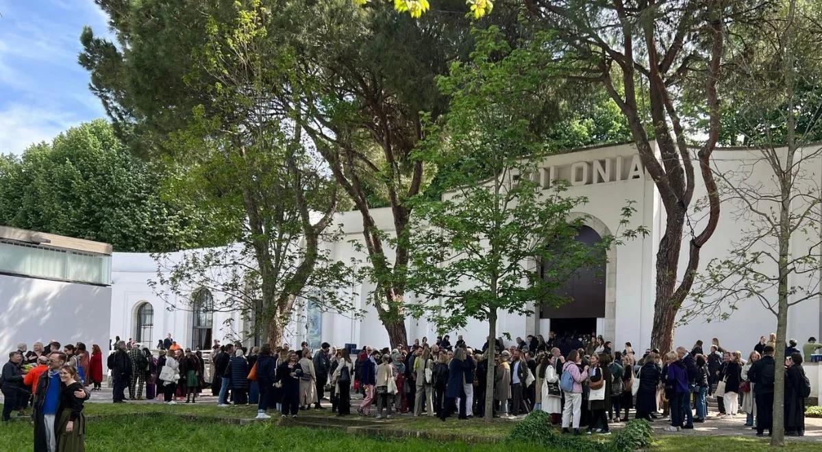 Biennale. Ukraińscy artyści w polskim pawilonie. Sienkiewicz: to wybór wartości
