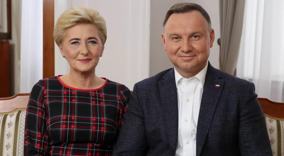 "Przede wszystkim zdrowia". Para prezydencka złożyła życzenia z okazji Dnia Babci i Dnia Dziadka 