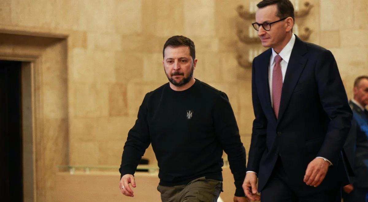 Premier Morawiecki apeluje do Zełenskiego: Polska przyjęła do siebie miliony Ukraińców - warto o tym pamiętać