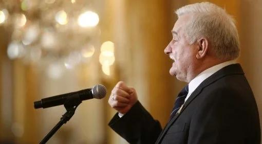 Wałęsa partnerem Biedronki? Sieć ma finansować działania jego fundacji