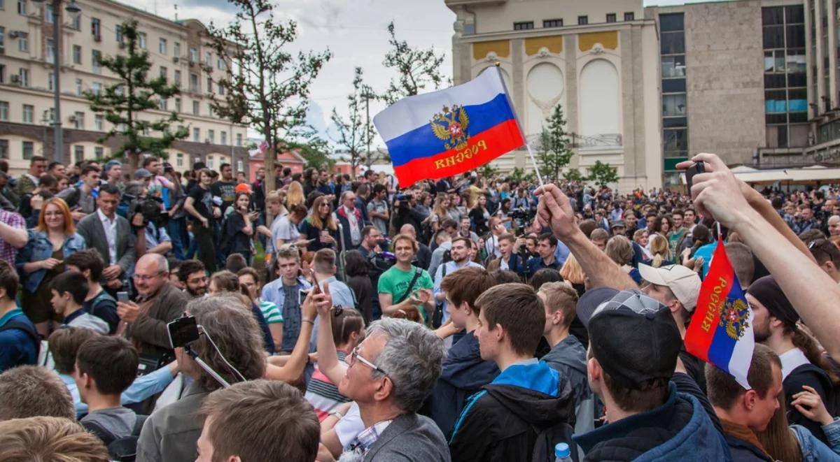 Rewizje, zatrzymania, postępowania. Rosyjska opozycja represjonowana przed wyborami