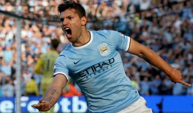 Derby Manchesteru. City gromią United, dwa gole Aguero