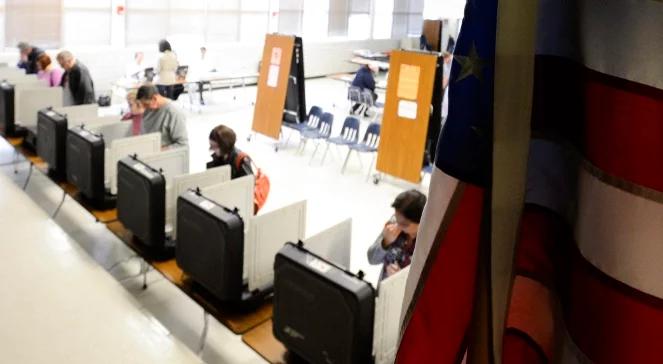 USA: ci, którzy pierwszy raz głosują wybierają...