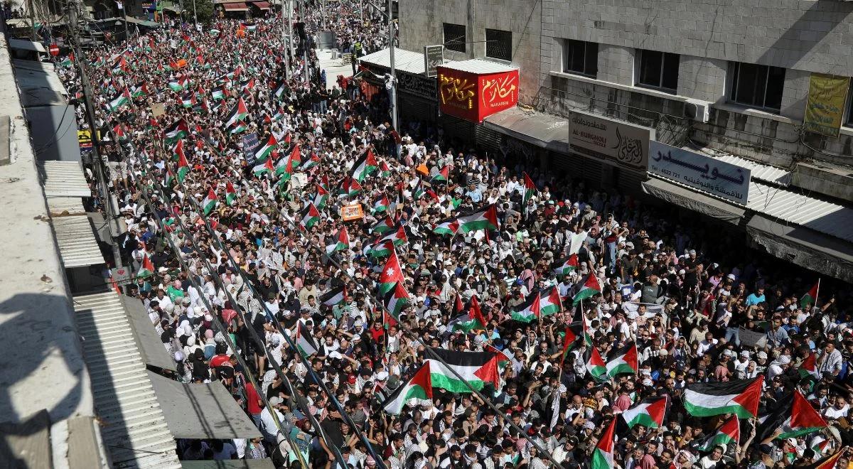 Jordania: propalestyńska manifestacja rozbita przez policję. Demonstranci zmierzali do granicy z Zachodnim Brzegiem