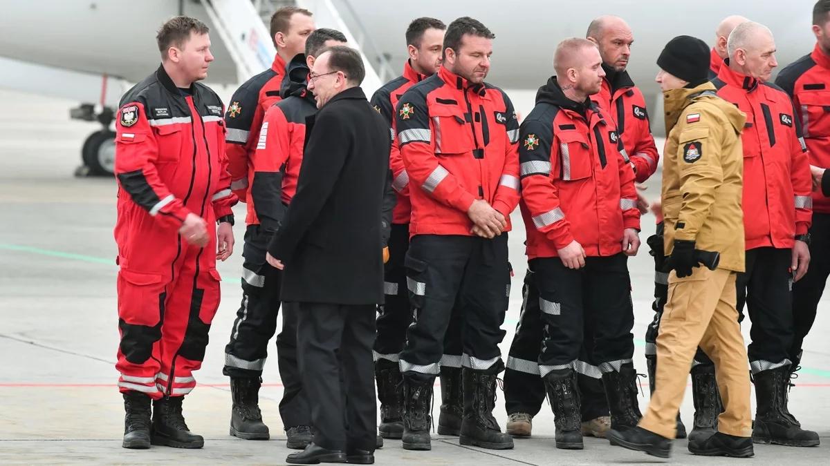 "Cała Polska jest z was dumna, cała Turcja jest wam wdzięczna". Powitanie polskich ratowników