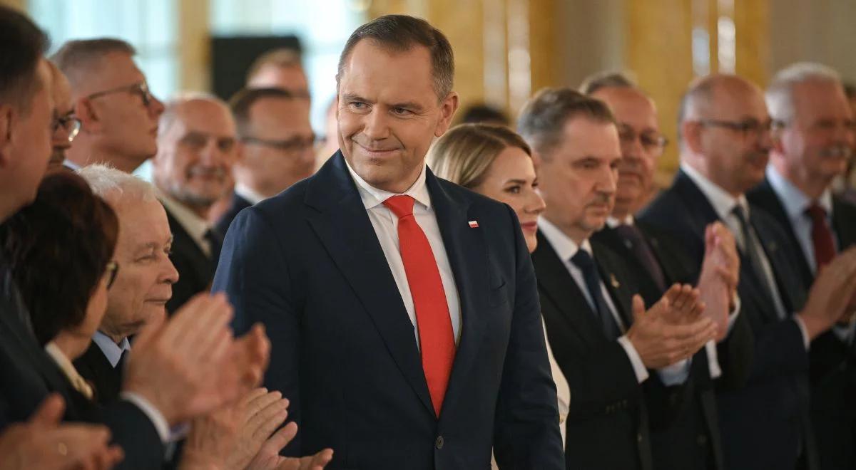Czy Nawrocki będzie niezależny? Nowy sondaż