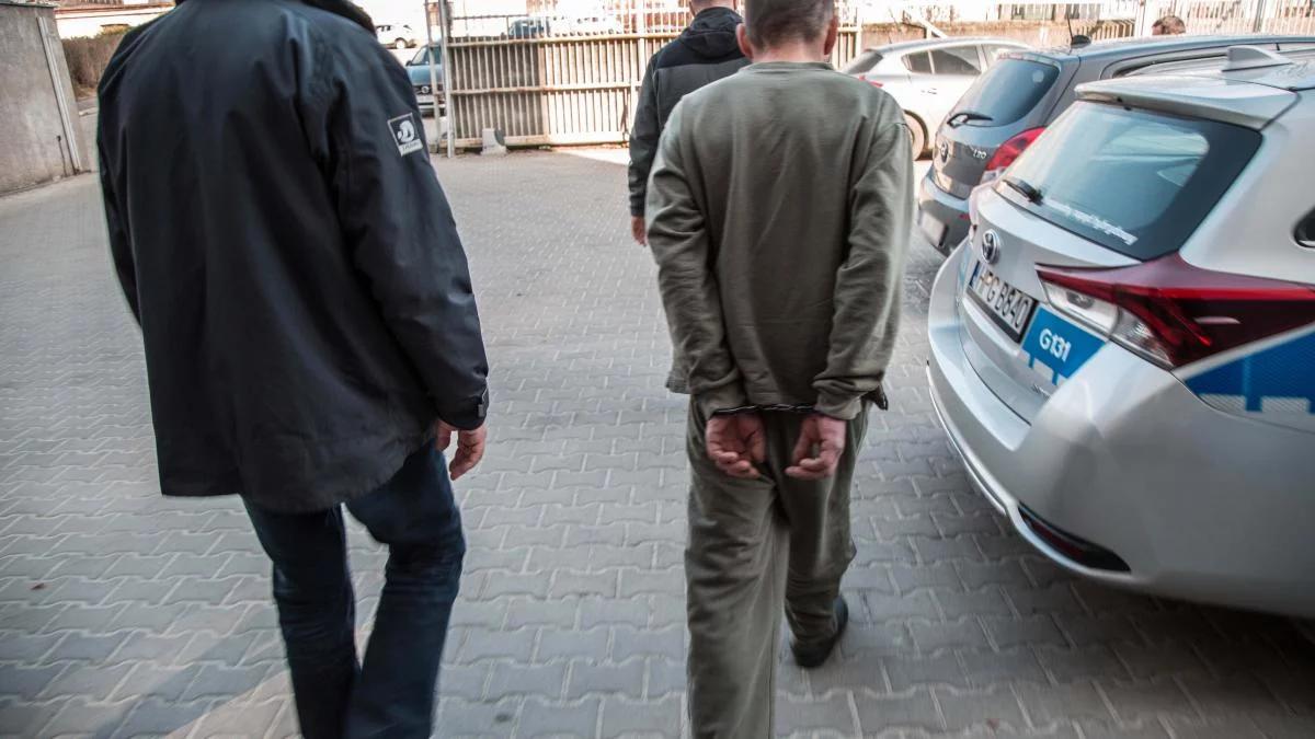 Małopolskie: policjant po służbie rozpoznał i zatrzymał zabójcę