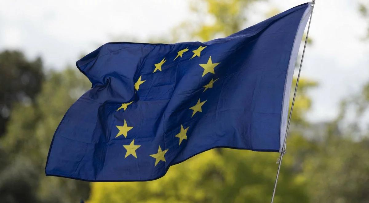 Polacy doceniają korzyści z wejścia do UE. Z optymizmem patrzą w przyszłość