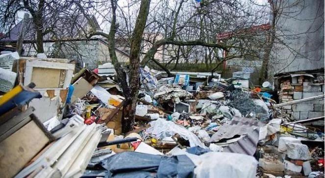 Szukają w śmieciach. Znajdują skarby