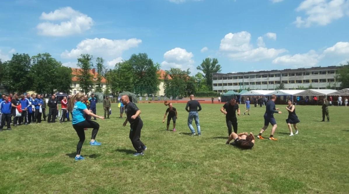 "Samoobrona kobiet". Antoni Macierewicz: szkolenie ochotników przygotowuje nas na zagrożenia