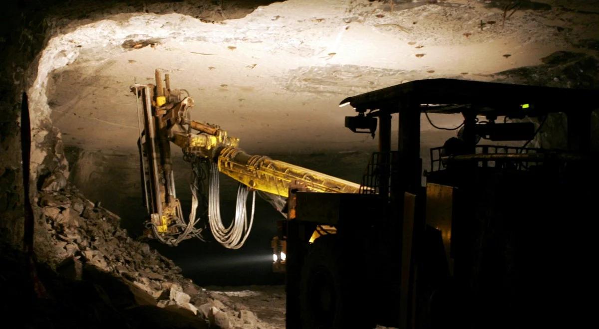 Silny wstrząs w kopalni ZG Lubin. W rejonie zagrożenia przebywało 9 górników