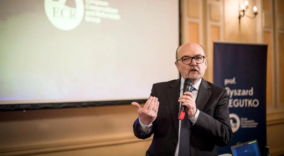 Ryszard Legutko: w UE istnieje duże dążenie do federalizacji