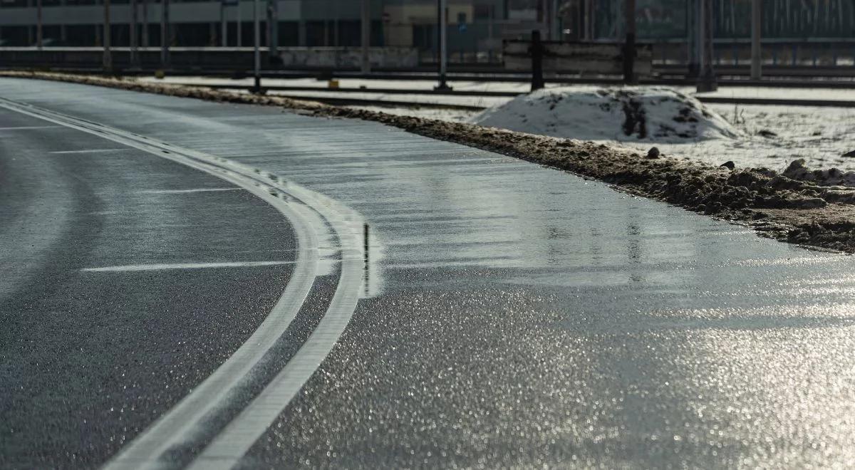 Przymrozki i opady. Wiosennej aury nie będzie. Prognoza pogody na weekend