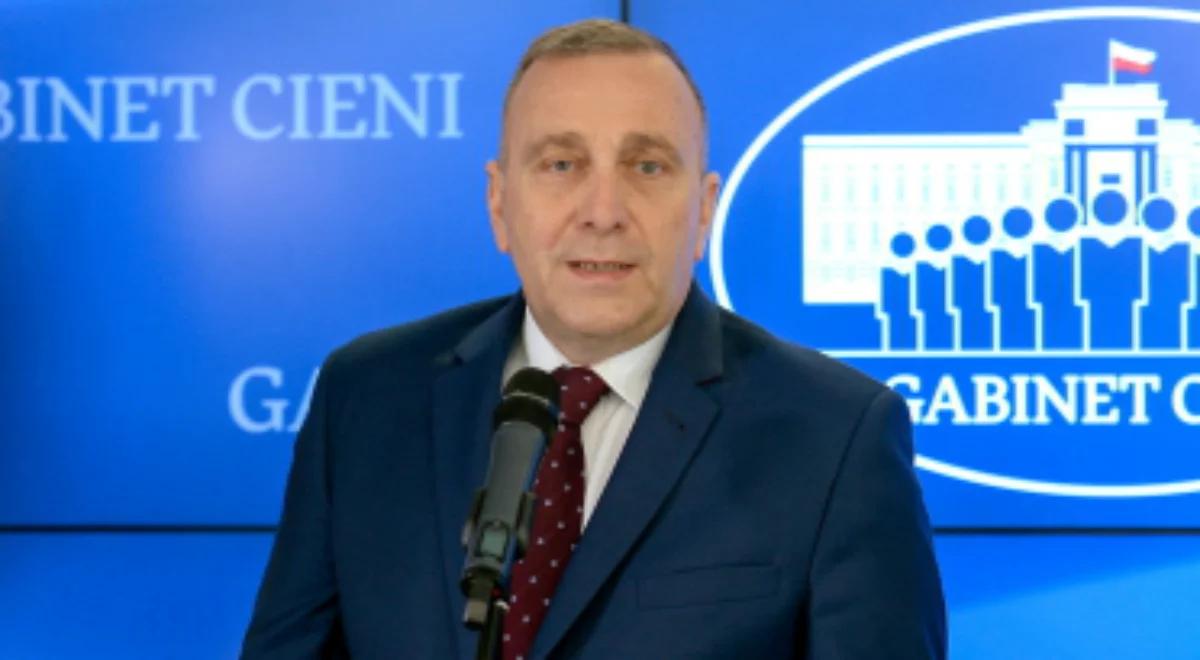 Schetyna mówi TVP Info: PO nie jest za przyjęciem uchodźców