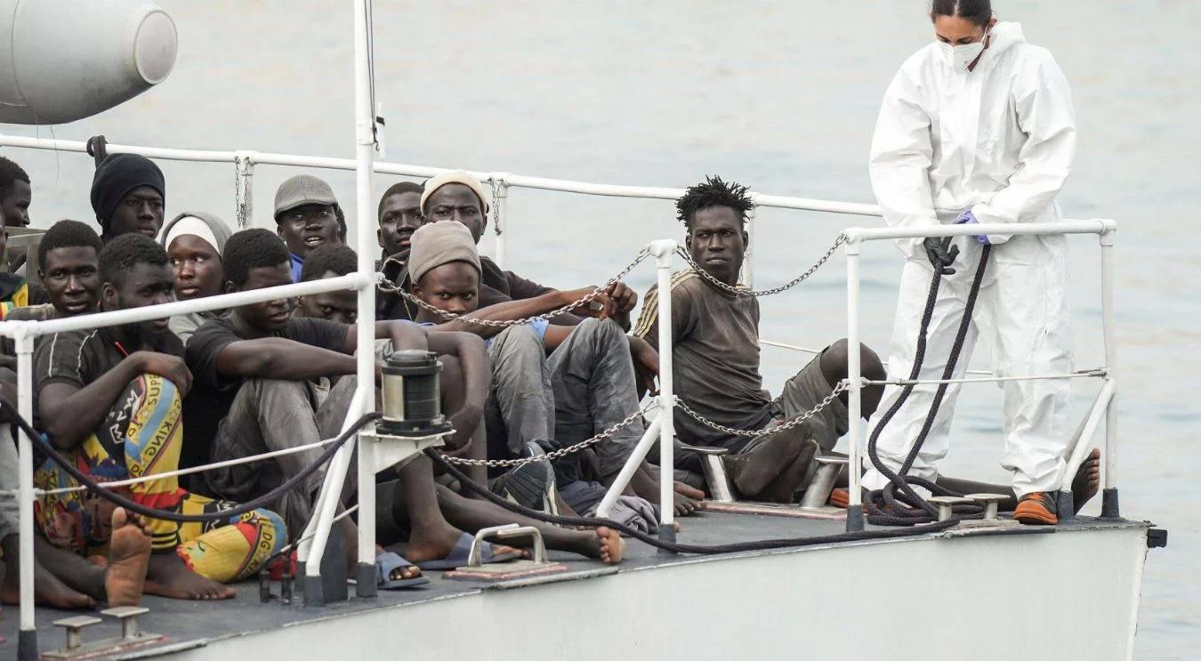 Lampedusa. Kolejna fala migrantów. Ponad tysiąc osób w ciągu dwóch dni