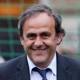 Platini dałby Złotą Piłkę Xaviemu 